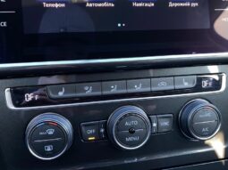 
										Вживанi 2020  Volkswagen Golf заповнено									
