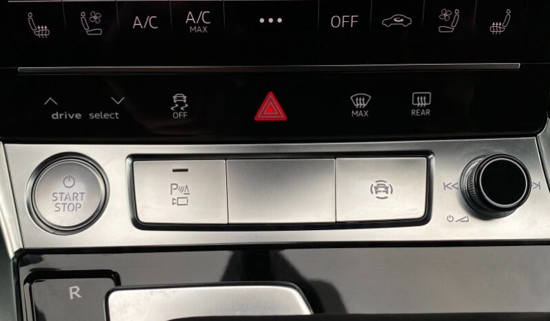 
								Вживанi 2019  Audi e-tron заповнено									