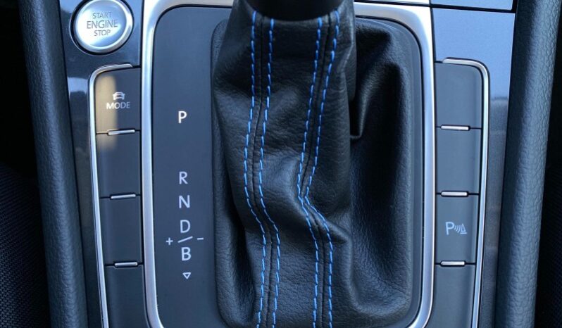 
								Вживанi 2020  Volkswagen Golf заповнено									