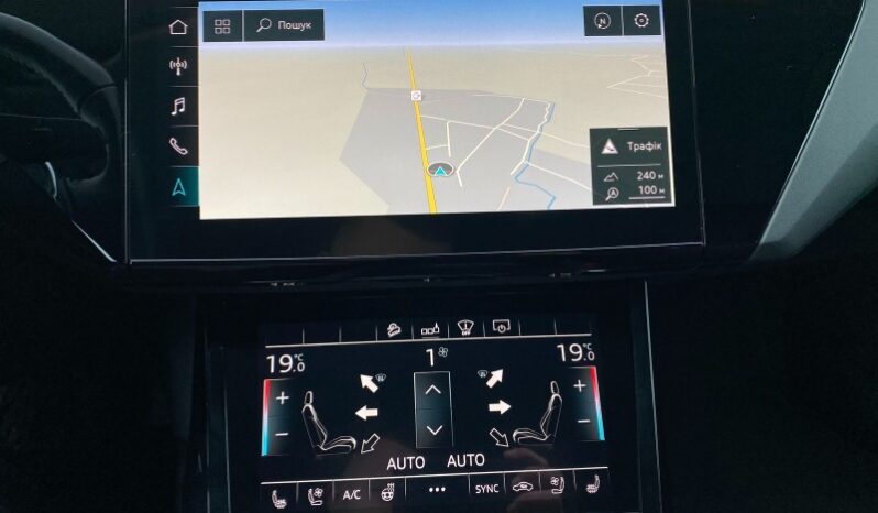 
								Вживанi 2020  Audi e-tron заповнено									