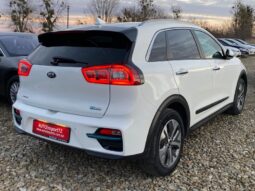 
										Вживанi 2019  KIA Niro заповнено									