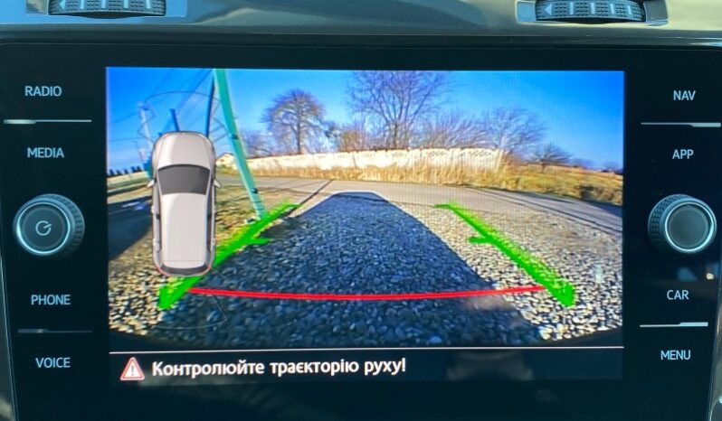 
								Вживанi 2020  Volkswagen Golf заповнено									