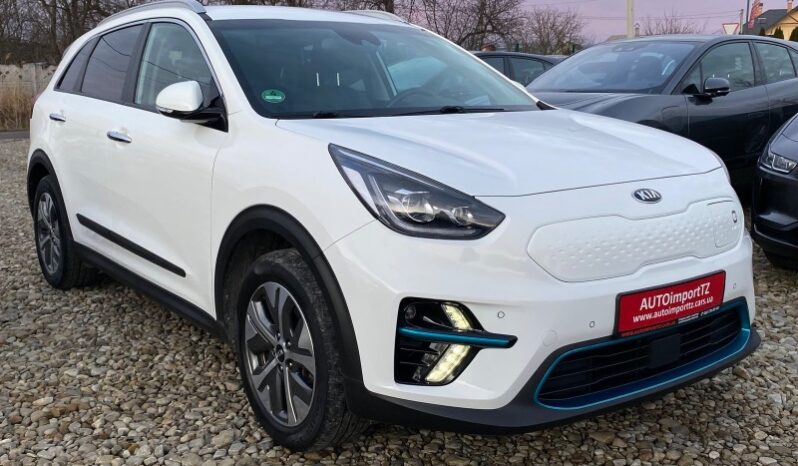 
								Вживанi 2019  KIA Niro заповнено									