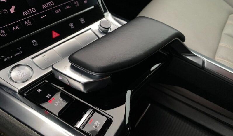 
								Вживанi 2019  Audi e-tron заповнено									