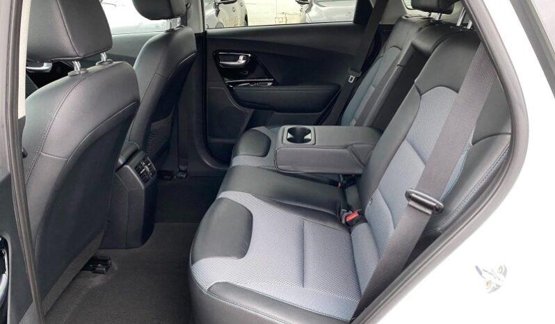
								Вживанi 2021  KIA Niro заповнено									