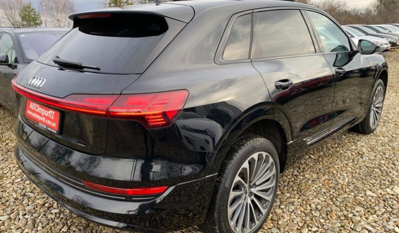 
								Вживанi 2020 Audi e-tron заповнено									