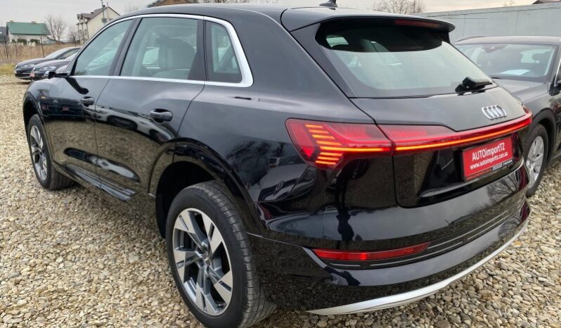 
								Вживанi 2019  Audi e-tron заповнено									