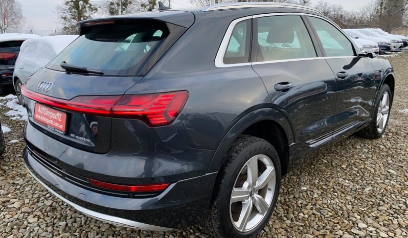 
								Вживанi 2020  Audi e-tron заповнено									