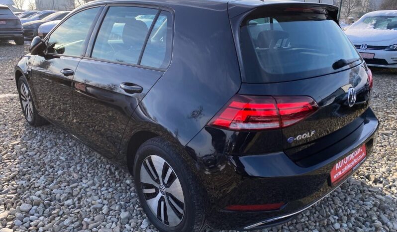 
								Вживанi 2019  Volkswagen Golf заповнено									