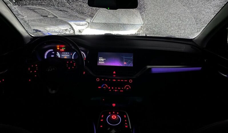 
								Вживанi 2020  KIA Niro заповнено									