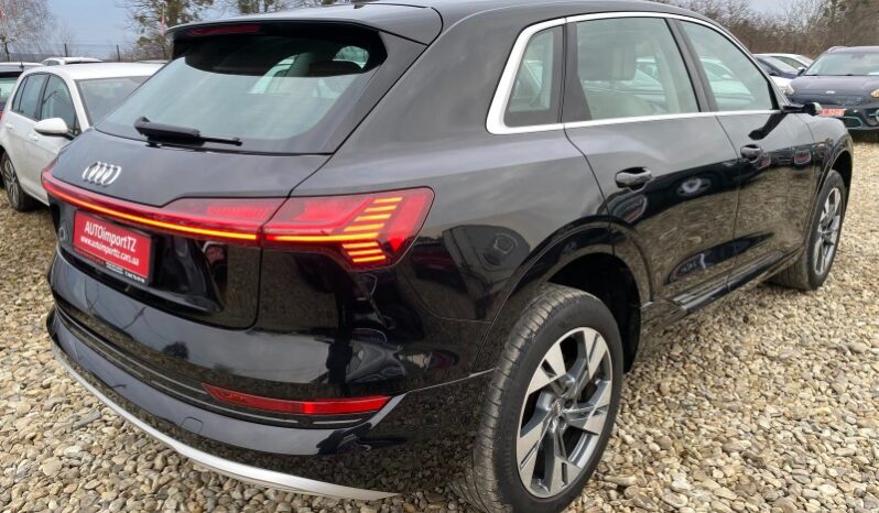 
								Вживанi 2019  Audi e-tron заповнено									