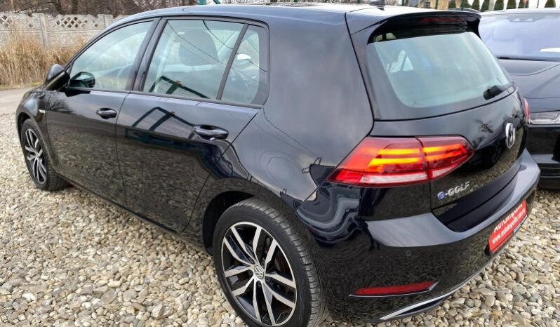 
								Вживанi 2020  Volkswagen Golf заповнено									