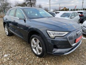 Вживанi 2020  Audi e-tron