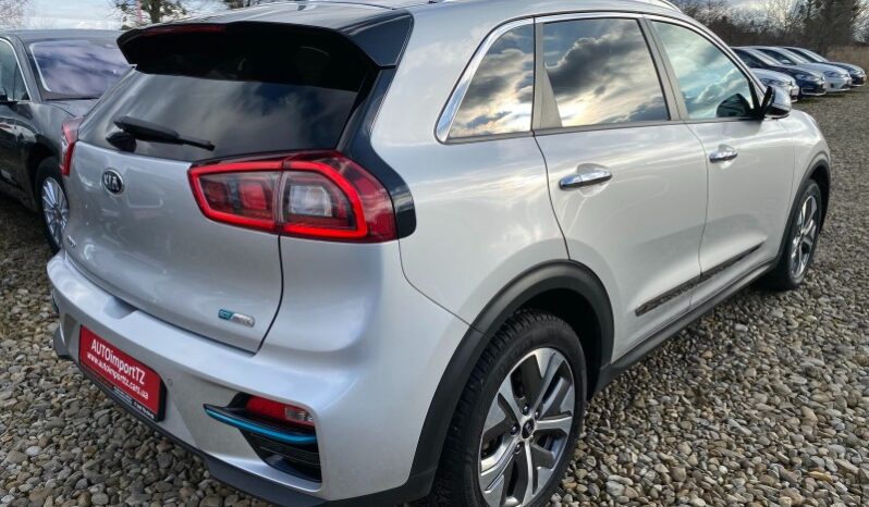 
								Вживанi 2019  KIA Niro заповнено									