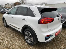 Вживанi 2021  KIA Niro