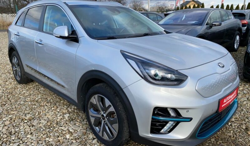 
								Вживанi 2019  KIA Niro заповнено									