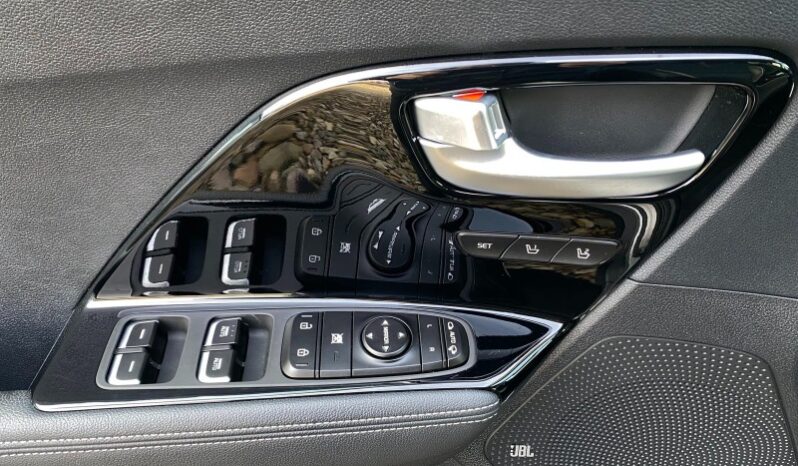 
								Вживанi 2019  KIA Niro заповнено									