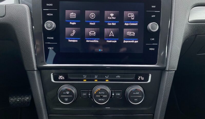 
								Вживанi 2019 Volkswagen Golf заповнено									