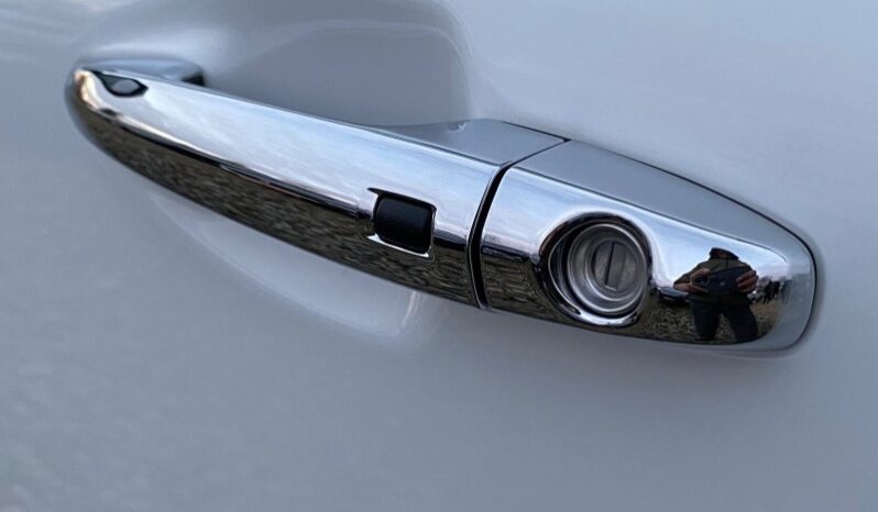 
								Вживанi 2019  KIA Niro заповнено									