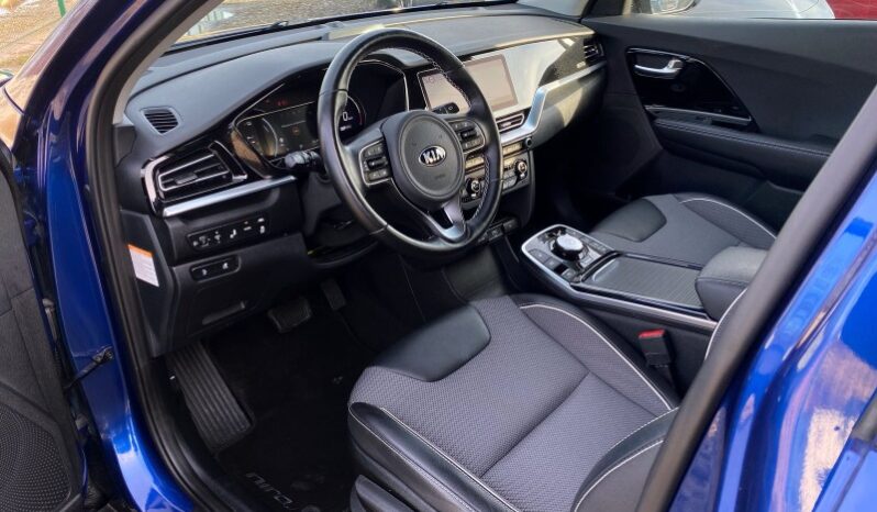 
								Вживанi 2021  KIA Niro заповнено									