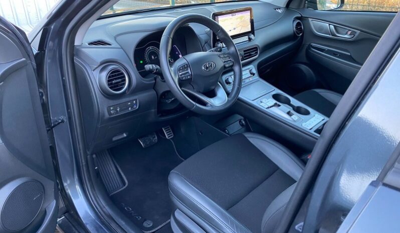 
								Вживанi 2020  KIA Niro заповнено									