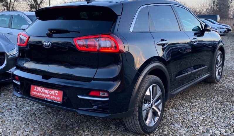 
								2019 KIA Niro заповнено									