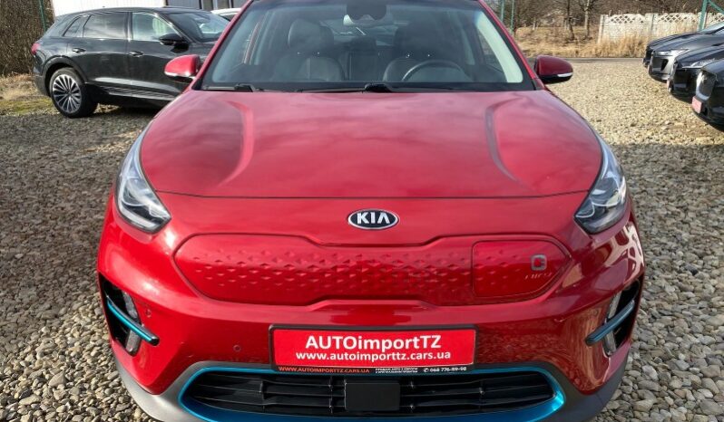 
								Вживанi 2019  KIA Niro заповнено									
