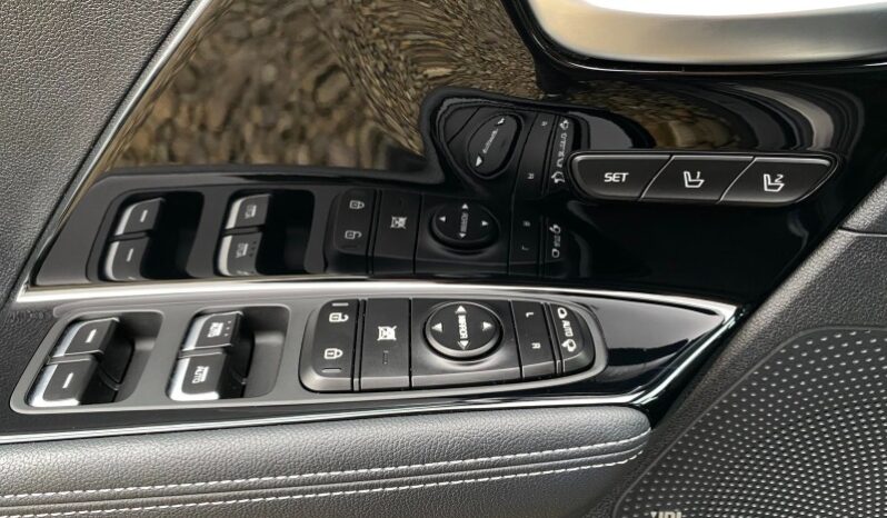 
								Вживанi 2019  KIA Niro заповнено									