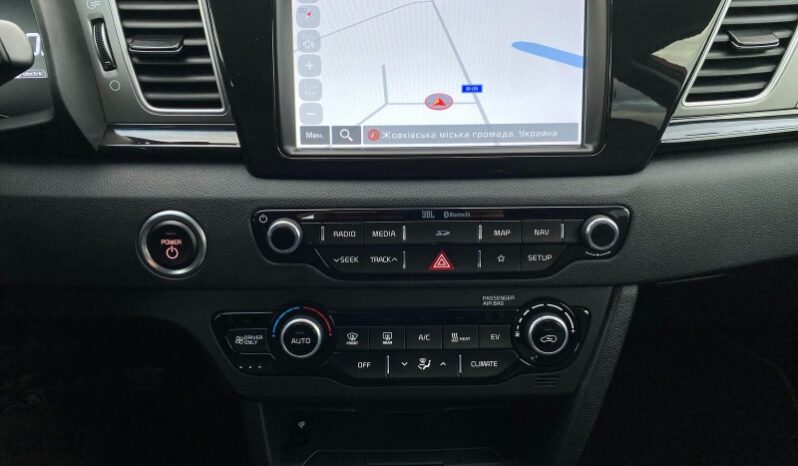 
								Вживанi 2019  KIA Niro заповнено									