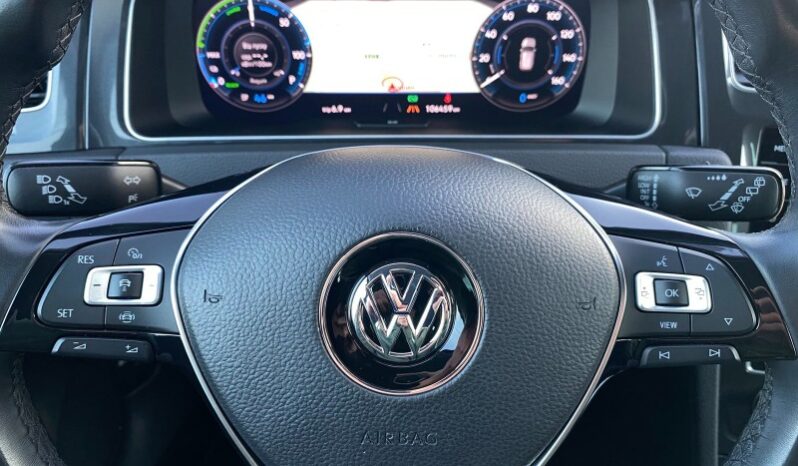 
								Вживанi 2019  Volkswagen Golf заповнено									