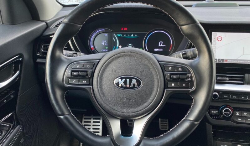 
								Вживанi 2020  KIA Niro заповнено									