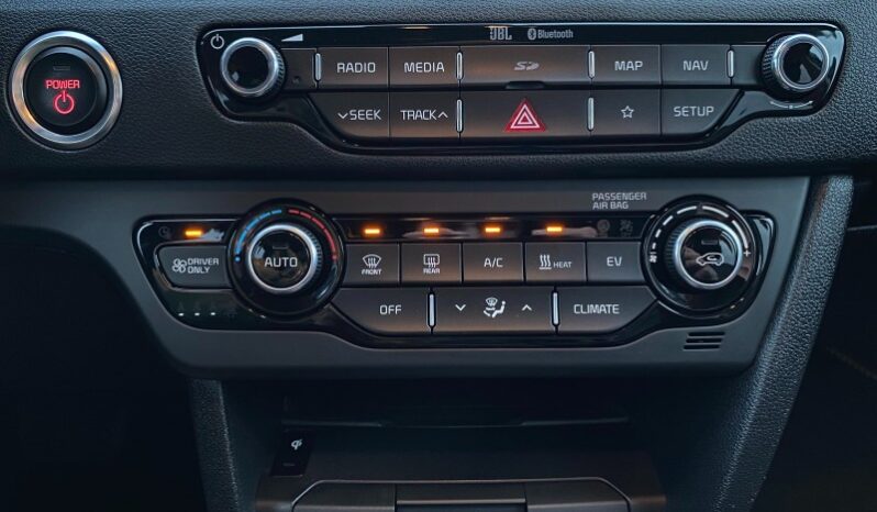 
								2019 KIA Niro заповнено									