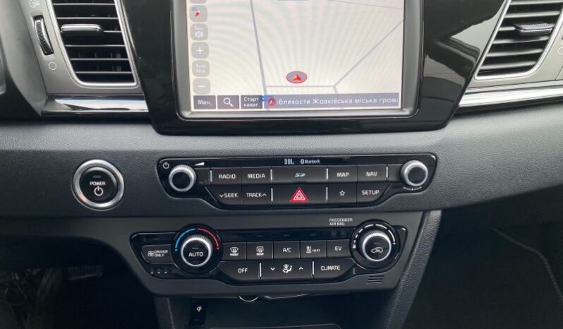 
								Вживанi 2019  KIA Niro заповнено									