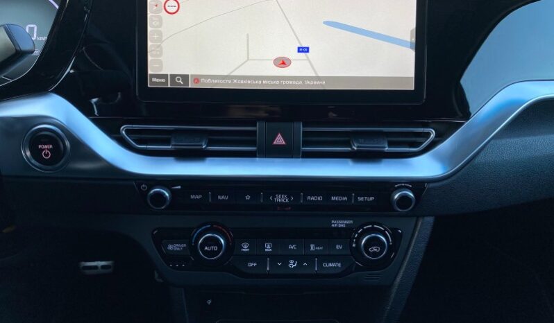
								Вживанi 2020  KIA Niro заповнено									