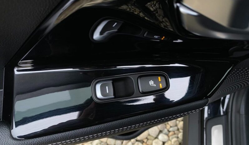 
								Вживанi 2020  KIA Niro заповнено									