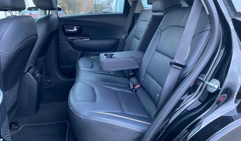 
								2019 KIA Niro заповнено									