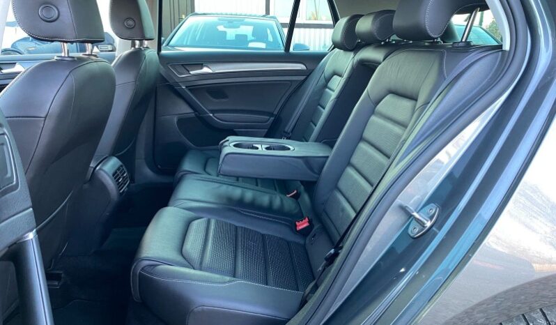 
								Вживанi 2019  Volkswagen Golf заповнено									