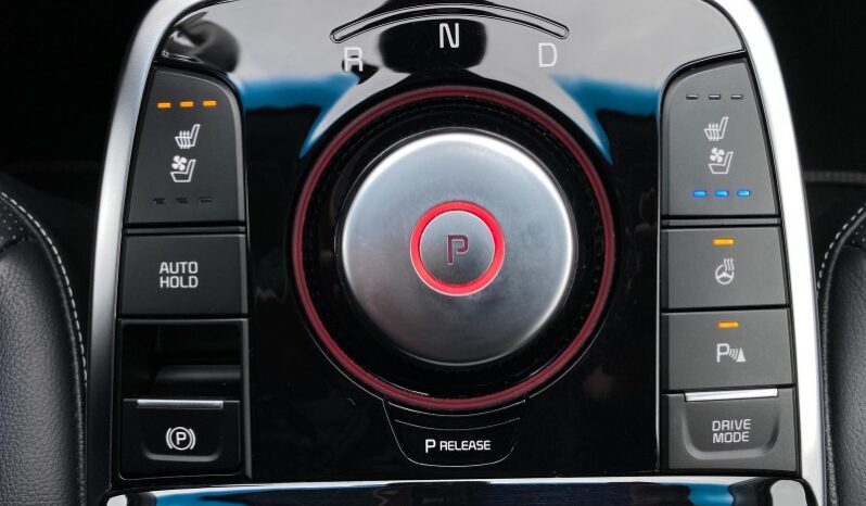 
								Вживанi 2019  KIA Niro заповнено									