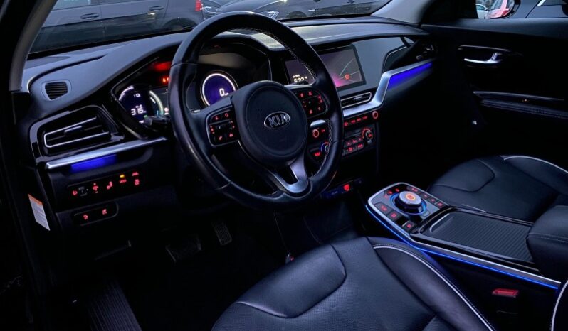 
								Вживанi 2020  KIA Niro заповнено									