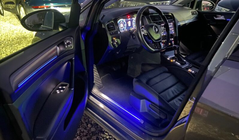 
								Вживанi 2019  Volkswagen Golf заповнено									