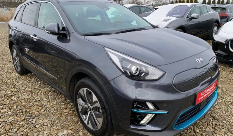 
								Вживанi 2020  KIA Niro заповнено									