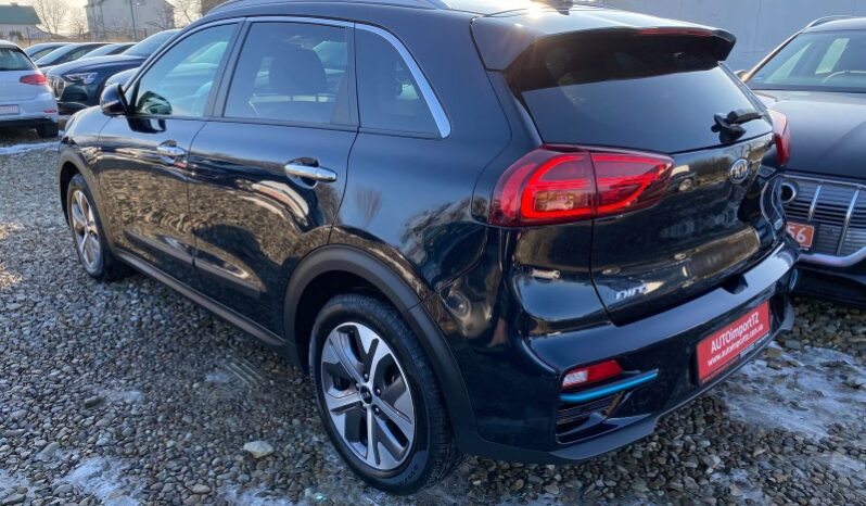 
								Вживанi 2021  KIA Niro заповнено									