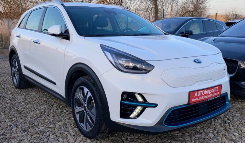 
								Вживанi 2021  KIA Niro заповнено									