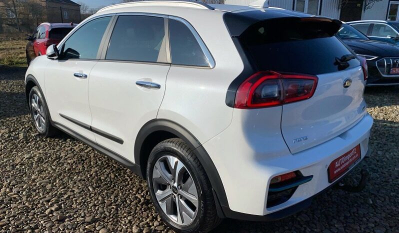 
								Вживанi 2019  KIA Niro заповнено									