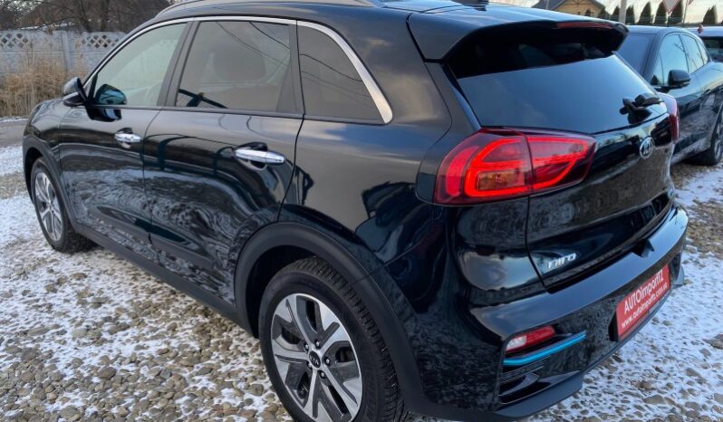 
								Вживанi 2020  KIA Niro заповнено									