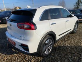 Вживанi 2019  KIA Niro