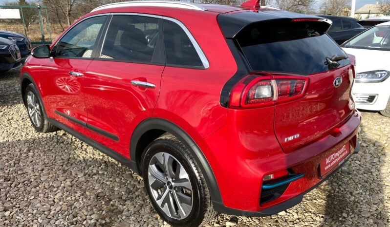 
								Вживанi 2019  KIA Niro заповнено									