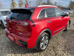 Вживанi 2019  KIA Niro