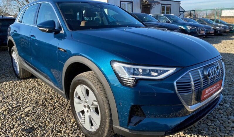 
								Вживанi 2020 Audi e-tron заповнено									