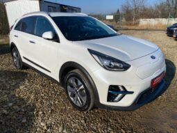 Вживанi 2019  KIA Niro
